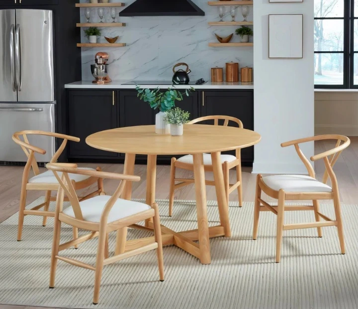 Stylish custom dining tables Dubai