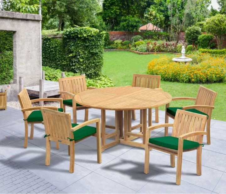 Outdoor dining furniture Dubai