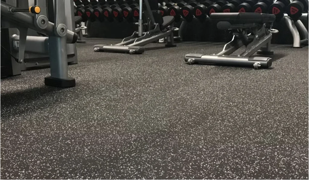 Gym rubber floor installation