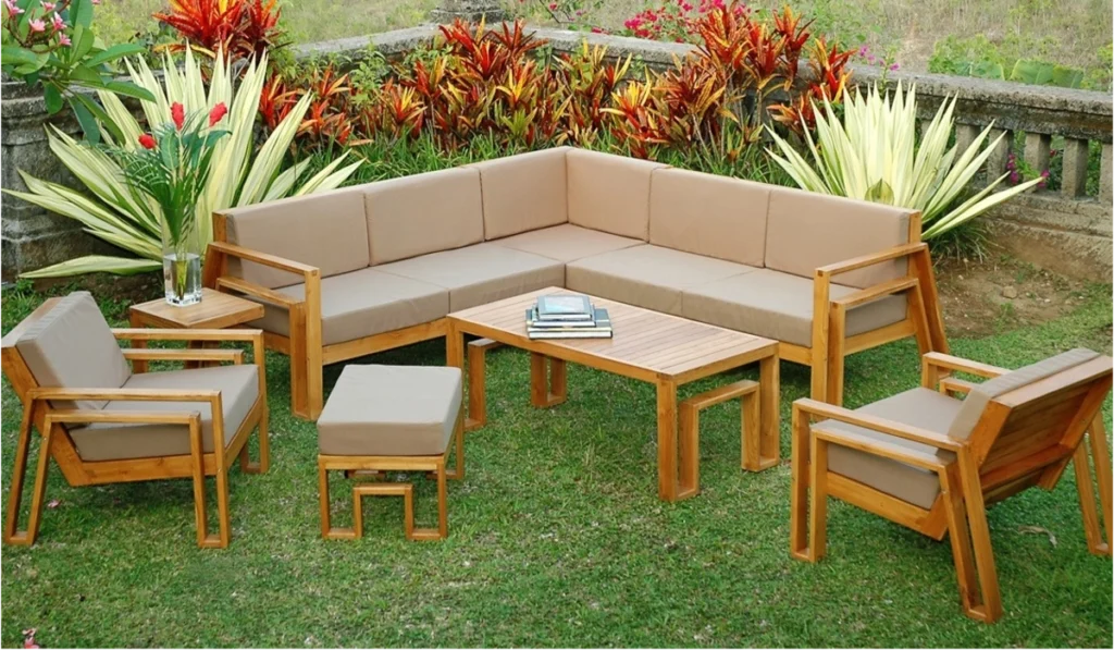 Luxury garden seating Dubai