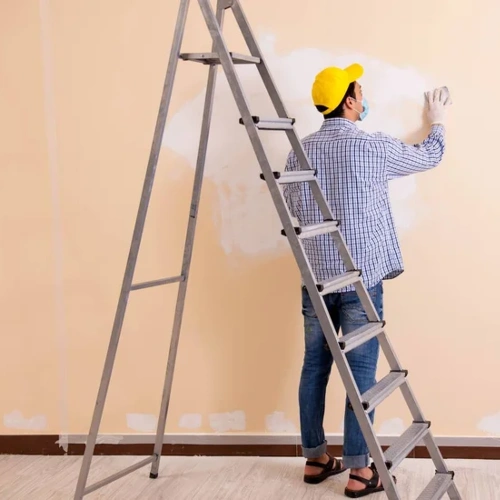 Modern wall paint Dubai