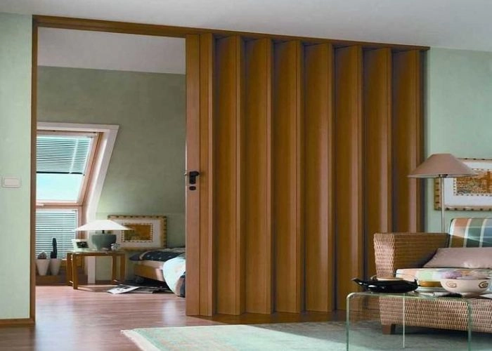 Rust-proof design for humid environments.