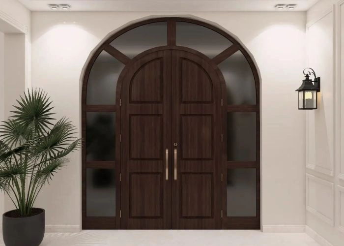 Grand entrance for spacious Dubai homes.